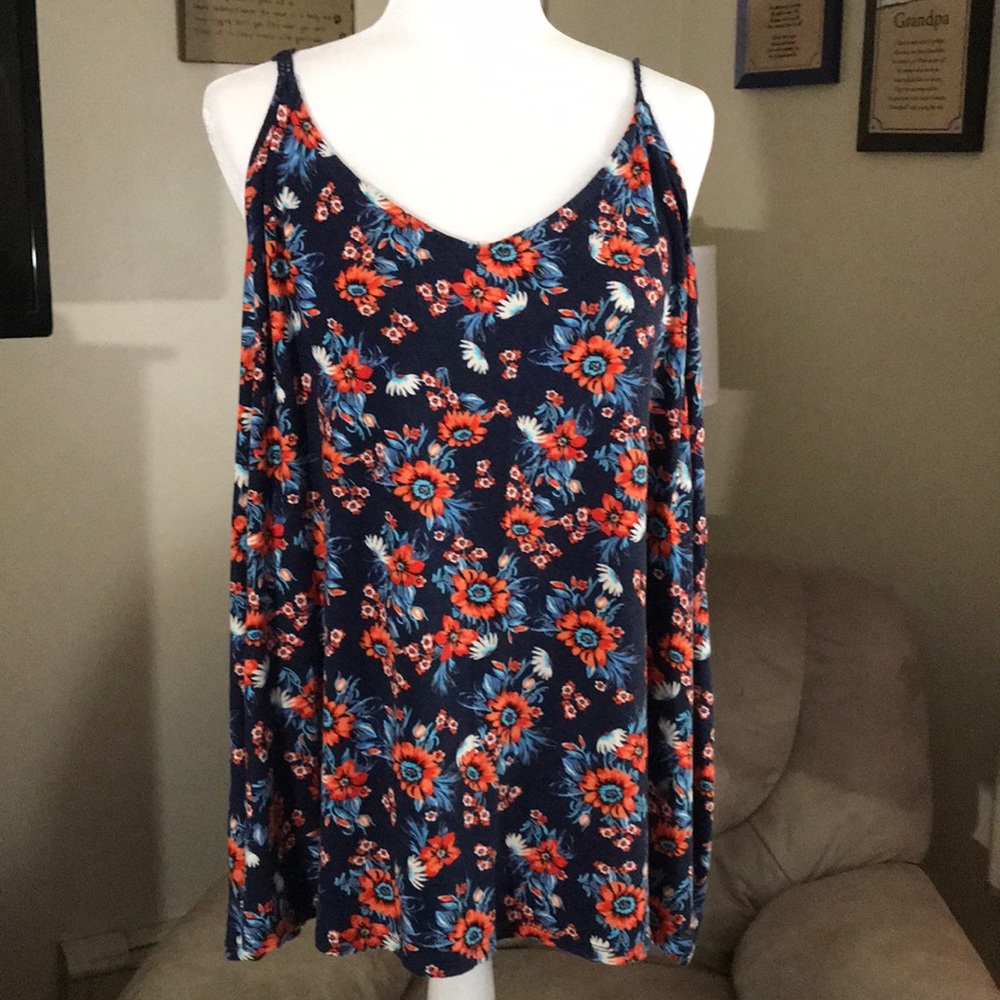 Torrid size 4 (4X) strappy tank..navy/orange